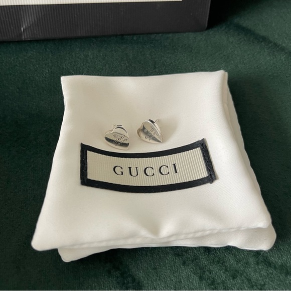 Gucci Heart Shaped Silver Earrings - Picture 7 of 7